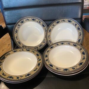 Set of 6 Mikasa Intaglio Arabella CAC01 Large  Rimmed Soup Bowls EC